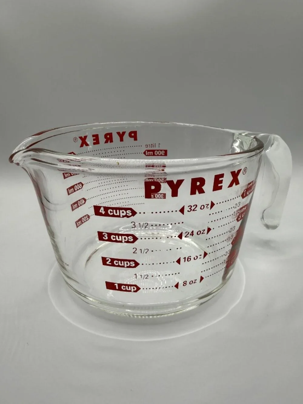 Pyrex 4-Cup Glass Measuring Cup with Spout & Handle